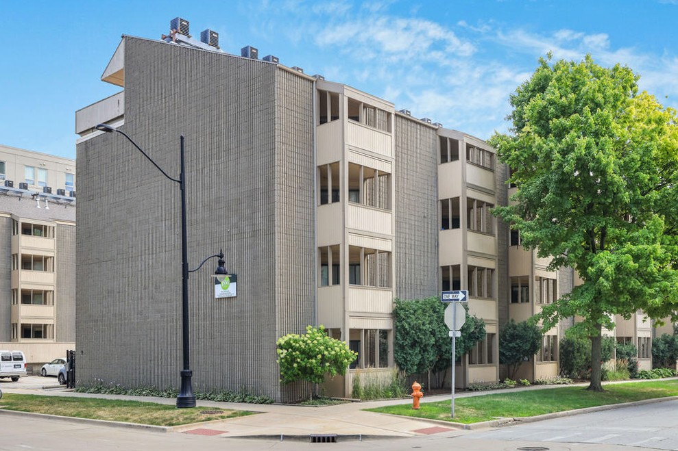 501 e healey jsm living